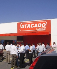 Modelo Investe em Novo Formato de Cash&Carry