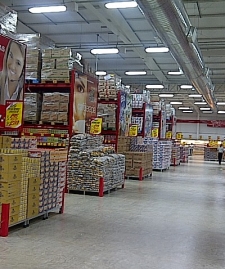 Modelo Abre Cash & Carry e Projeta Inauguraes