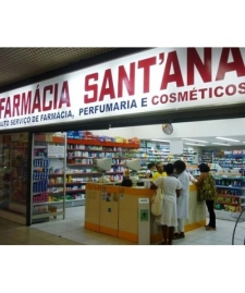 Rede de Farmcias Santana Volta a Crescer