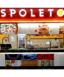 Shopping Qu Recebe Nova Loja do Spoleto