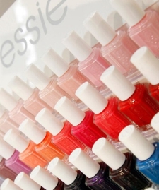 Linha de Esmaltes da L'Oral Chega no Brasil