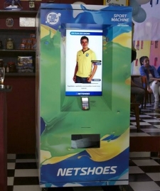 Netshoes Sai da Internet para as Ruas