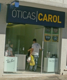 ticas Carol Inaugura Loja em Itaquera (SP)