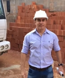 Academia da Construo Volta Aps 9 Anos