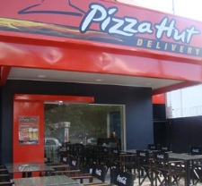 Pizza Hut Renova PDV em Porto Alegre